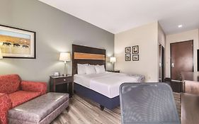 La Quinta Inn & Suites Tulsa Catoosa